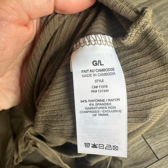 Garage One-Shoulder Ribbed Top - Picture 4 of 6